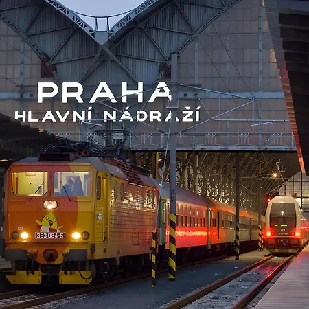 Stay2Gether Scandi Studio 17 - Main Train Station Prague Exterior photo